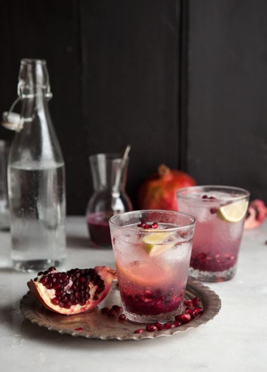 Pomegranate-and-ginger-spritzer
